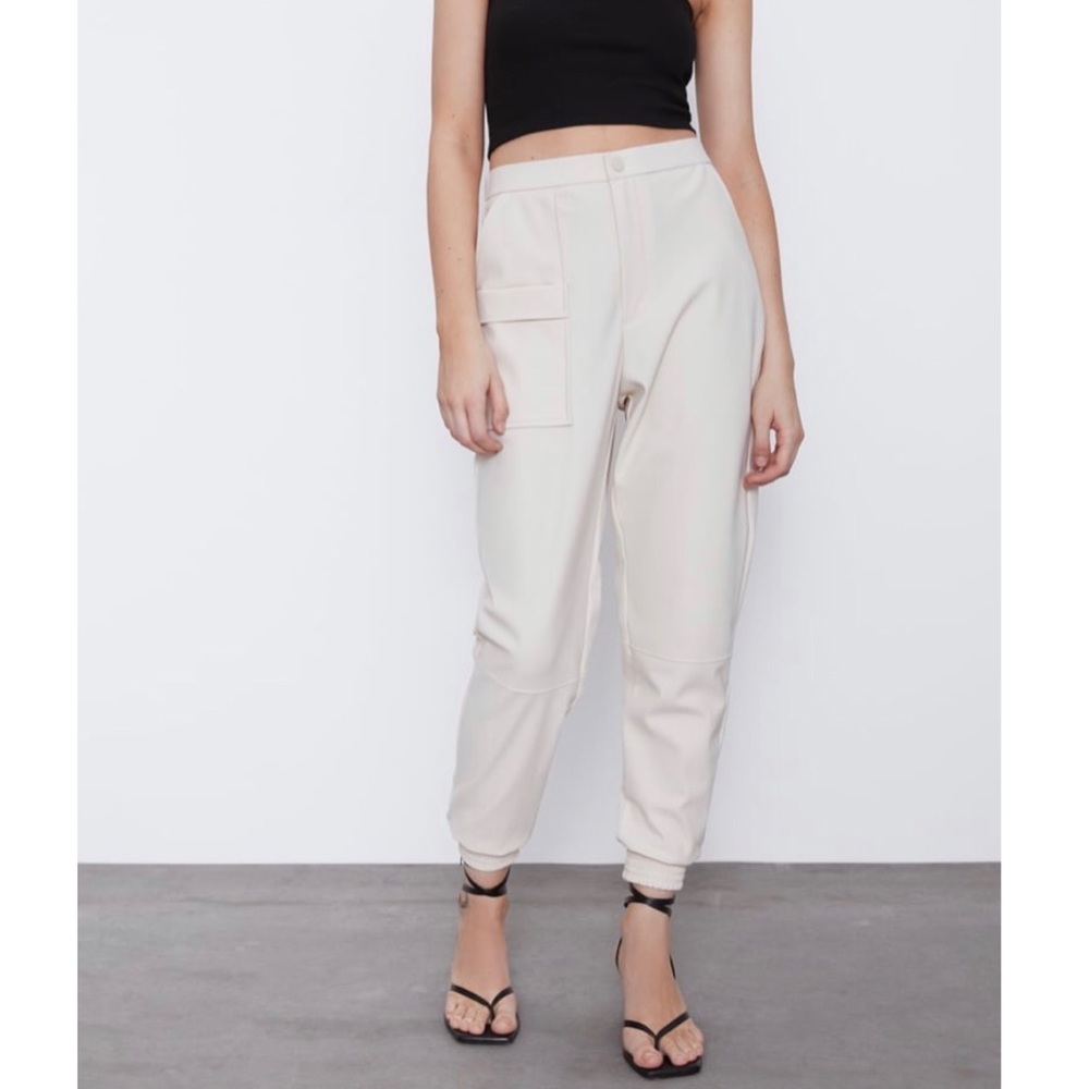 ZARA Power Stretch Joggers Cream EUC Size XS